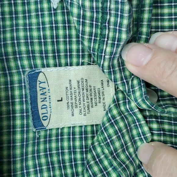 Old Navy Shirt - Picture 2 of 5